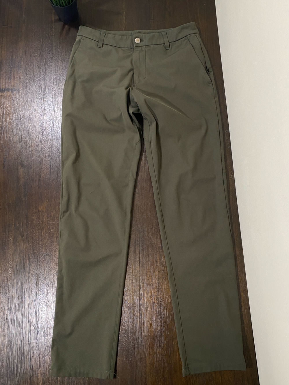 Lululemon Mens Green ABC Pants Size 30